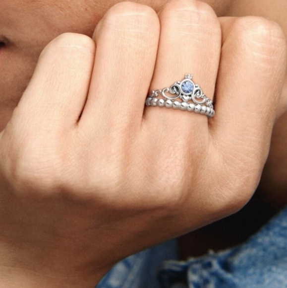 Size 7 - Disney Cinderella Blue Tiara Ring - Picture 5 of 10